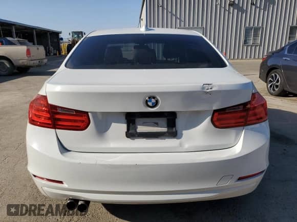 2015 BMW 3 Series 328i with VIN WBA3C1G57FNR50182, listed as a Copart auction lot 69346304 with 159,511 mi miles and Clean title. Bid and sale history available at DreamBid. Image 6.