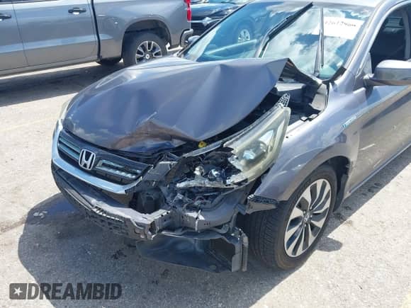 2014 Honda Accord EX-L with VIN 1HGCR6F59EA001725, listed as a IAAI auction lot 42612986 with 172,703 mi miles and . Bid and sale history available at DreamBid. Image 6.