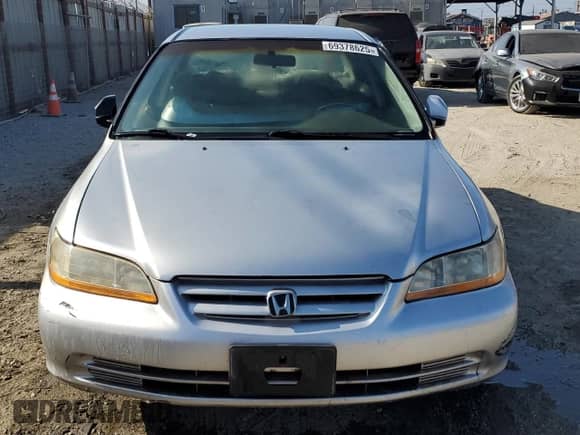 2002 Honda Accord LX with VIN 1HGCG66592A110297, listed as a Copart auction lot 69378625 with 296,837 mi miles and Salvage title. Bid and sale history available at DreamBid. Image 5.