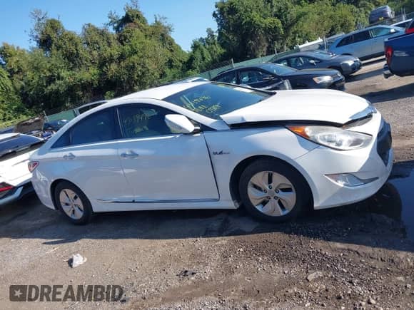 2015 Hyundai Sonata Limited z VIN KMHEC4A43FA119911, wystawiony jako IAAI lot #43139496 z przebiegiem 60 980 mil mil oraz . Historia ofert i sprzedaży dostępna na DreamBid. Obrazek 13.