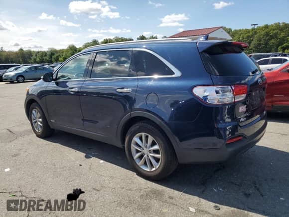 2018 Kia Sorento LX с VIN 5XYPGDA34JG368414, выставлен на аукционе Copart как лот 70930515 с пробегом 75 916 миль миль и На запчасти • Non repairable. История ставок и продаж доступна на DreamBid. Изображение 2.