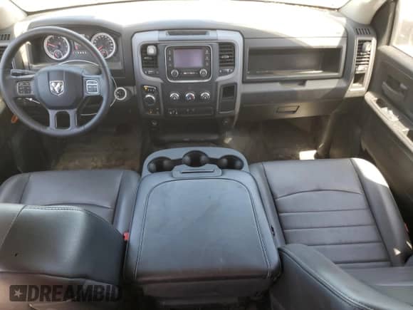 2022 Ram 1500 Tradesman z VIN 1C6RR7KG3NS215617, wystawiony jako Copart lot #64294575 z przebiegiem 23 053 mil mil oraz Szkoda całkowita • Salvage title. Historia ofert i sprzedaży dostępna na DreamBid. Obrazek 8.