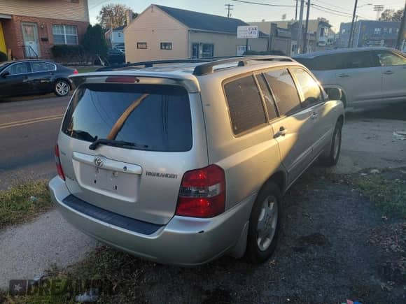 2005 Toyota Highlander с VIN JTEEP21A150099242, выставлен на аукционе Copart как лот 89515165 с пробегом 153 743 миль миль и Чистый • Clean title. История ставок и продаж доступна на DreamBid. Изображение 4.