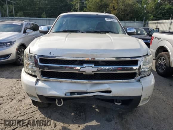 2011 Chevrolet Silverado 1500 LTZ с VIN 3GCPCTE03BG153437, выставлен на аукционе Copart как лот 70487895 с пробегом 136 251 миль миль и Списание • Salvage title. История ставок и продаж доступна на DreamBid. Изображение 5.