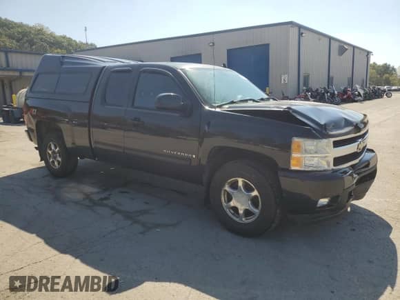2009 Chevrolet Silverado 1500 LTZ z VIN 1GCEK39J69Z154749, wystawiony jako Copart lot #81431625 z przebiegiem 69 535 mil mil oraz Szkoda całkowita • Salvage title. Historia ofert i sprzedaży dostępna na DreamBid. Obrazek 4.