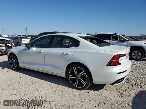 2022 Volvo S60 R-Design с VIN 7JRBR0FM9NG175811, выставлен на аукционе Copart как лот 52122245 с пробегом 35 122 миль миль и Чистый • Clean title. История ставок и продаж доступна на DreamBid. Изображение 2.