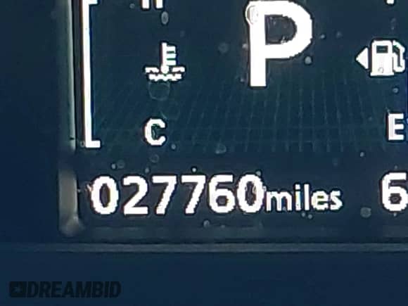 2023 Mitsubishi Outlander ES z VIN JA4ARUAU9PU013541, wystawiony jako IAAI lot #42392348 z przebiegiem 27 760 mil mil oraz . Historia ofert i sprzedaży dostępna na DreamBid. Obrazek 16.