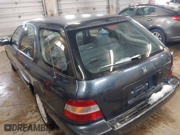 1997 Honda Accord with VIN 1HGCE1720VA005911, listed as a IAAI auction lot 41730124 with 239,883 mi miles and . Bid and sale history available at DreamBid. Image 3.