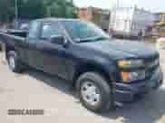 2008 Chevrolet Colorado z VIN 1GCDT299288231341, wystawiony jako IAAI lot #42573808 z przebiegiem 125 007 mil mil oraz . Historia ofert i sprzedaży dostępna na DreamBid. Obrazek 1.