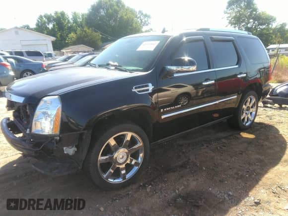 2008 Cadillac Escalade with VIN 1GYFK63868R276287, listed as a IAAI auction lot 42512042 with 122,308 mi miles and . Bid and sale history available at DreamBid. Image 2.