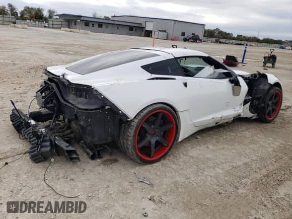 2014 Chevrolet Corvette 1LT z VIN 1G1YB2D7XE5135179, wystawiony jako Copart lot #83697364 z przebiegiem Nie podano mil oraz Szkoda całkowita • Salvage title. Historia ofert i sprzedaży dostępna na DreamBid. Obrazek 3.