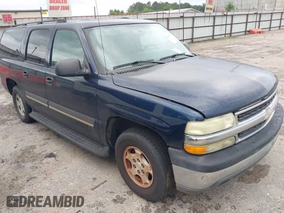 2004 Chevrolet Suburban LS with VIN 3GNEC16Z54G306970, listed as a IAAI auction lot 42201550 with Not provided miles and . Bid and sale history available at DreamBid. Image 1.