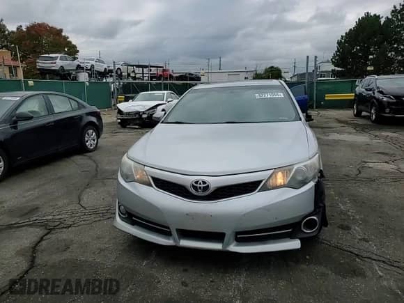 2013 Toyota Camry SE с VIN 4T1BF1FK7DU698722, выставлен на аукционе Copart как лот 82271055 с пробегом 96 045 миль миль и Списание • Salvage title. История ставок и продаж доступна на DreamBid. Изображение 13.