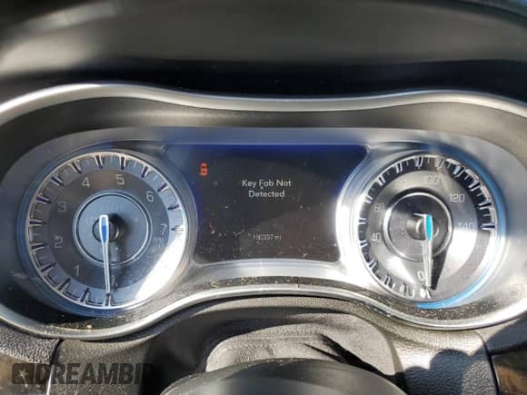 2016 Chrysler 300 C с VIN 2C3CCAKG7GH244257, выставлен на аукционе Copart как лот 80818705 с пробегом 190 337 миль миль и Чистый • Clean title. История ставок и продаж доступна на DreamBid. Изображение 9.