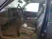 2005 Chevrolet Avalanche LS z VIN 3GNEK12Z95G162303, wystawiony jako Copart lot #67767745 z przebiegiem 143 746 mil mil oraz Szkoda całkowita • Salvage title. Historia ofert i sprzedaży dostępna na DreamBid. Obrazek 7.