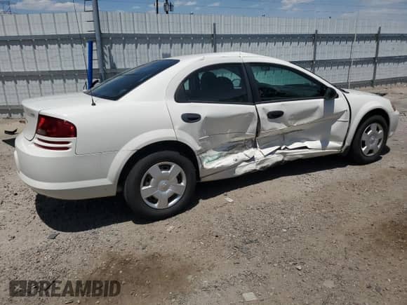2003 Dodge Stratus SE with VIN 1B3EL36XX3N520704, listed as a Copart auction lot 61857735 with 64,326 mi miles and Clean title. Bid and sale history available at DreamBid. Image 3.