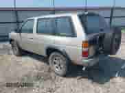 1995 Nissan Pathfinder LE z VIN JN8HD17S4SW062977, wystawiony jako IAAI lot #43200960 z przebiegiem 263 555 mil mil oraz . Historia ofert i sprzedaży dostępna na DreamBid. Obrazek 3.