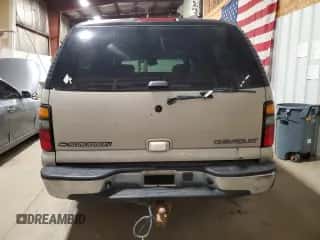 2005 Chevrolet Suburban LT с VIN 1GNFK16Z35J244122, выставлен на аукционе Copart как лот 85821045 с пробегом 258 432 миль миль и Списание • Salvage title. История ставок и продаж доступна на DreamBid. Изображение 6.