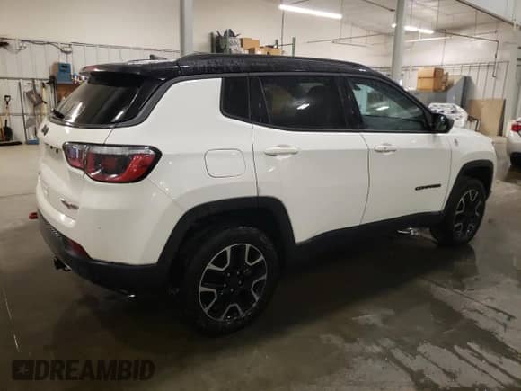 2019 Jeep Compass Trailhawk с VIN 3C4NJDDB5KT733558, выставлен на аукционе Copart как лот 86252424 с пробегом 113 977 миль миль и Списание • Salvage title. История ставок и продаж доступна на DreamBid. Изображение 3.