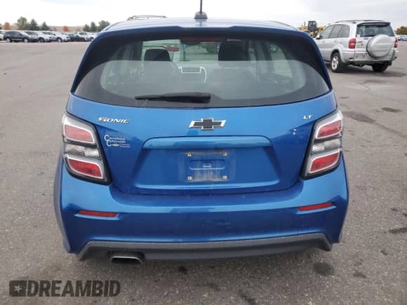 2018 Chevrolet Sonic LT с VIN 1G1JD6SH8J4104396, выставлен на аукционе Copart как лот 90804305 с пробегом 77 171 миль миль и На запчасти • Non repairable. История ставок и продаж доступна на DreamBid. Изображение 6.