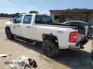 2014 Chevrolet Silverado 2500HD Work Truck z VIN 1GC1KVCG8EF144274, wystawiony jako Copart lot #71107454 z przebiegiem 349 779 mil mil oraz Szkoda całkowita • Salvage title. Historia ofert i sprzedaży dostępna na DreamBid. Obrazek 2.
