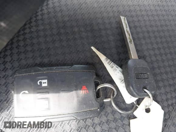 2017 GMC Sierra 1500 SLE with VIN 3GTU2MEC3HG301150, listed as a IAAI auction lot 42498682 with 183,018 mi miles and . Bid and sale history available at DreamBid. Image 11.