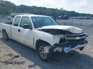 2006 Chevrolet Silverado 1500 Work Truck с VIN 1GCEC19X76Z183405, выставлен на аукционе IAAI как лот 42960634 с пробегом 150 606 миль миль и . История ставок и продаж доступна на DreamBid. Изображение 1.