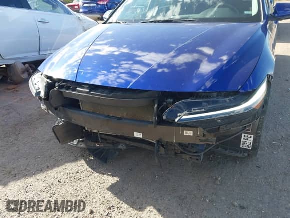 2025 Hyundai Elantra SEL Convenience z VIN KMHLS4DG3SU920346, wystawiony jako IAAI lot #43165004 z przebiegiem 14 374 mil mil oraz . Historia ofert i sprzedaży dostępna na DreamBid. Obrazek 6.