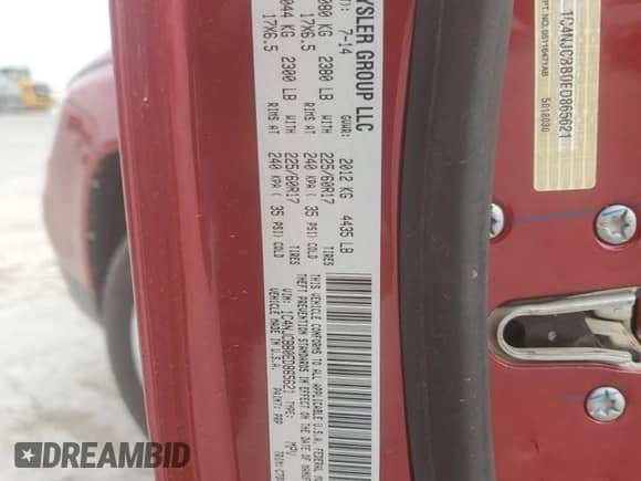 2014 Jeep Compass Sport z VIN 1C4NJCBB0ED865621, wystawiony jako Copart lot #52941835 z przebiegiem 93 487 mil mil oraz Szkoda całkowita • Salvage title. Historia ofert i sprzedaży dostępna na DreamBid. Obrazek 13.