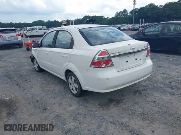 2008 Chevrolet Aveo LS with VIN KL1TD56678B151449, listed as a IAAI auction lot 42857117 with 105,129 mi miles and . Bid and sale history available at DreamBid. Image 3.