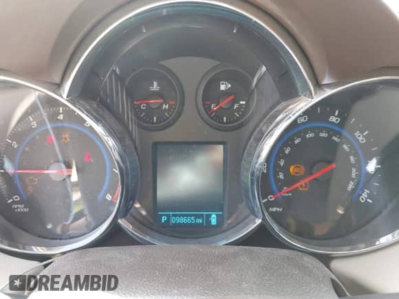 2016 Chevrolet Cruze LT z VIN 1G1PF5SB8G7219551, wystawiony jako IAAI lot #43309174 z przebiegiem 98 665 mil mil oraz . Historia ofert i sprzedaży dostępna na DreamBid. Obrazek 7.