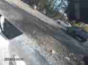 2015 Chevrolet Tahoe LT z VIN 1GNSKBKC8FR547518, wystawiony jako IAAI lot #43544283 z przebiegiem 295 964 mil mil oraz . Historia ofert i sprzedaży dostępna na DreamBid. Obrazek 6.