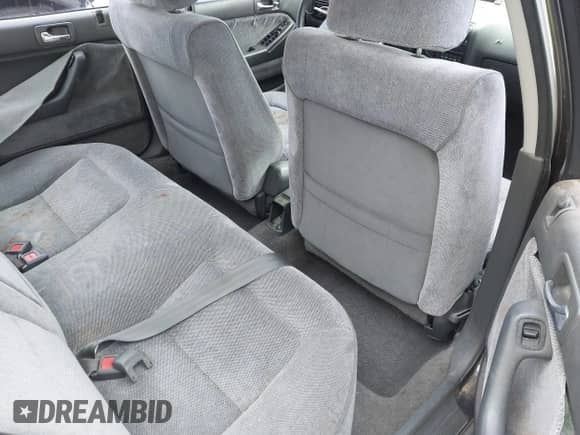 1991 Honda Accord LX z VIN JHMCB7653MC090847, wystawiony jako IAAI lot #41561641 z przebiegiem 163 258 mil mil oraz . Historia ofert i sprzedaży dostępna na DreamBid. Obrazek 8.