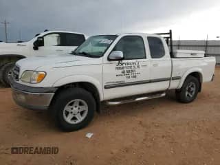 2000 Toyota Tundra SR5 z VIN 5TBRT3411YS125321, wystawiony jako Copart lot #82616235 z przebiegiem 208 271 mil mil oraz Czysty tytuł • Clean title. Historia ofert i sprzedaży dostępna na DreamBid. Obrazek 1.