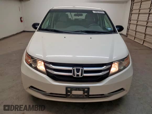 2016 Honda Odyssey LX z VIN 5FNRL5H22GB142475, wystawiony jako Copart lot #83766385 z przebiegiem 94 436 mil mil oraz Czysty tytuł • Clean title. Historia ofert i sprzedaży dostępna na DreamBid. Obrazek 5.