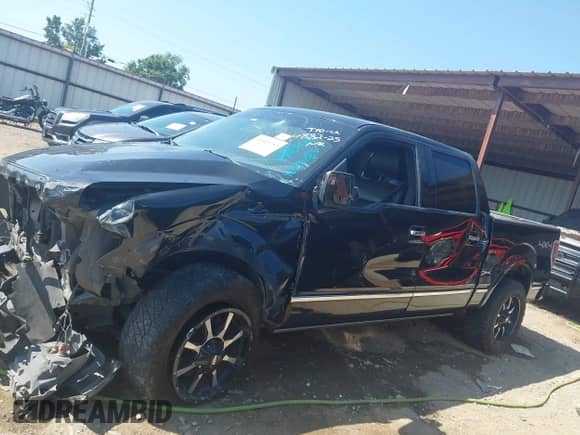 2011 Ford F-150 XL с VIN 1FTFW1EF4BFA12728, выставлен на аукционе IAAI как лот 43015283 с пробегом 252 050 миль миль и . История ставок и продаж доступна на DreamBid. Изображение 14.