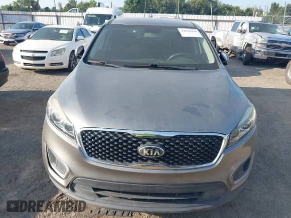 2016 Kia Sorento LX with VIN 5XYPG4A34GG041505, listed as a IAAI auction lot 42820916 with 211,799 mi miles and . Bid and sale history available at DreamBid. Image 6.