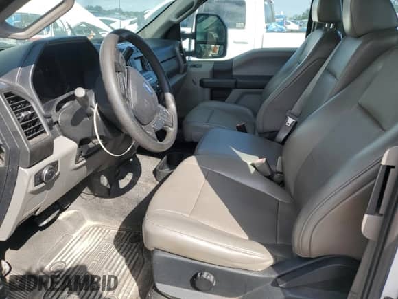 2019 Ford F-250 XL with VIN 1FT7X2A67KEC53900, listed as a Copart auction lot 90314115 with 176,377 mi miles and Clean title. Bid and sale history available at DreamBid. Image 7.