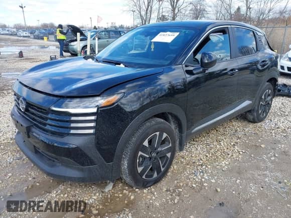 2025 Nissan Kicks SV with VIN 3N8AP6CB5SL311157, listed as a IAAI auction lot 41837659 with 615 mi miles and . Bid and sale history available at DreamBid. Image 2.