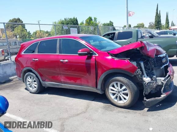 2020 Kia Sorento LX with VIN 5XYPG4A36LG686604, listed as a IAAI auction lot 42871765 with 153,983 mi miles and . Bid and sale history available at DreamBid. Image 13.