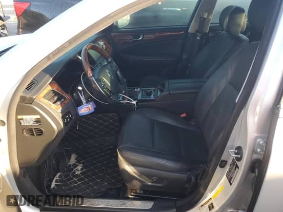 2015 Hyundai Equus Ultimate with VIN KMHGH4JH1FU097774, listed as a Copart auction lot 75413664 with 69,282 mi miles and Salvage title. Bid and sale history available at DreamBid. Image 7.