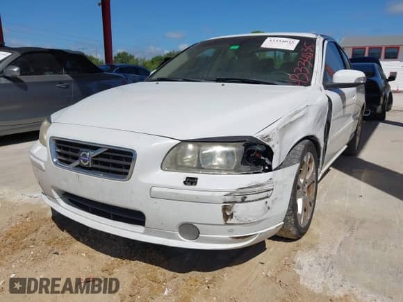 2009 Volvo S60 2.5T с VIN YV1RS592892737820, выставлен на аукционе IAAI как лот 43334035 с пробегом 177 136 миль миль и . История ставок и продаж доступна на DreamBid. Изображение 17.