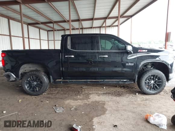 2021 Chevrolet Silverado 1500 LTZ with VIN 3GCUYGET2MG143300, listed as a IAAI auction lot 42164480 with 95,236 mi miles and . Bid and sale history available at DreamBid. Image 13.