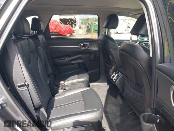 2021 Kia Sorento SX Prestige X-Line with VIN 5XYRKDLF2MG041934, listed as a IAAI auction lot 43290527 with 63,769 mi miles and . Bid and sale history available at DreamBid. Image 8.