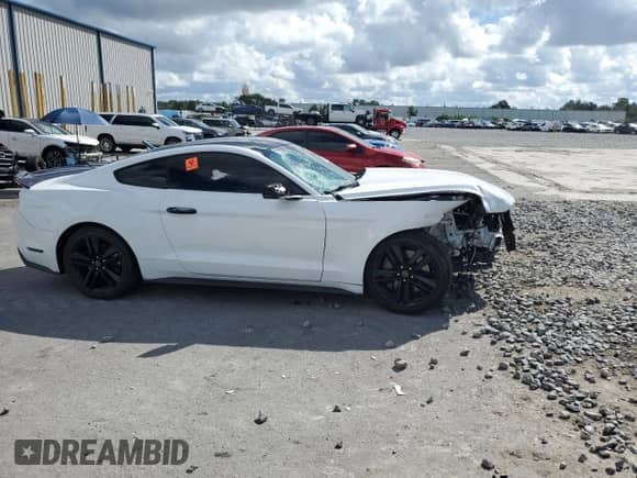2017 Ford Mustang EcoBoost Premium with VIN 1FA6P8TH4H5311778, listed as a Copart auction lot 87293625 with 109,431 mi miles and Salvage title. Bid and sale history available at DreamBid. Image 4.