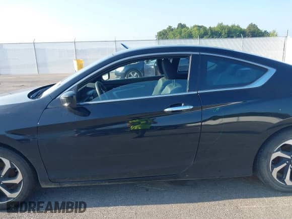 2017 Honda Accord LX-S с VIN 1HGCT1B44HA001539, выставлен на аукционе IAAI как лот 42954012 с пробегом 104 367 миль миль и . История ставок и продаж доступна на DreamBid. Изображение 15.