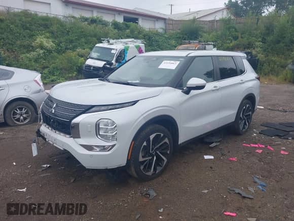 2022 Mitsubishi Outlander SE с VIN JA4J4UA83NZ010233, выставлен на аукционе IAAI как лот 43194063 с пробегом 42 339 миль миль и . История ставок и продаж доступна на DreamBid. Изображение 2.