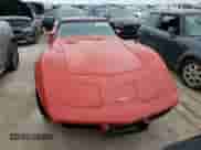 1977 Chevrolet Corvette с VIN 1Z37L7S447426, выставлен на аукционе Copart как лот 76259414 с пробегом 77 414 миль миль и На запчасти • Non repairable. История ставок и продаж доступна на DreamBid. Изображение 5.