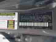 2021 Toyota Camry LE z VIN 4T1C11AK7MU480046, wystawiony jako IAAI lot #43289437 z przebiegiem 70 687 mil mil oraz . Historia ofert i sprzedaży dostępna na DreamBid. Obrazek 9.