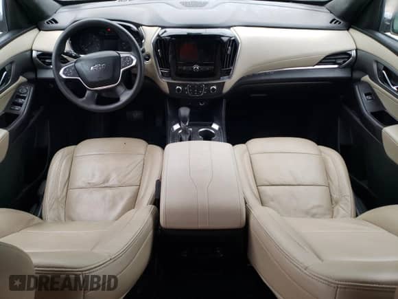 2022 Chevrolet Traverse LS z VIN 1GNEVFKW7NJ179495, wystawiony jako Copart lot #85526564 z przebiegiem 68 285 mil mil oraz Szkoda całkowita • Salvage title. Historia ofert i sprzedaży dostępna na DreamBid. Obrazek 8.